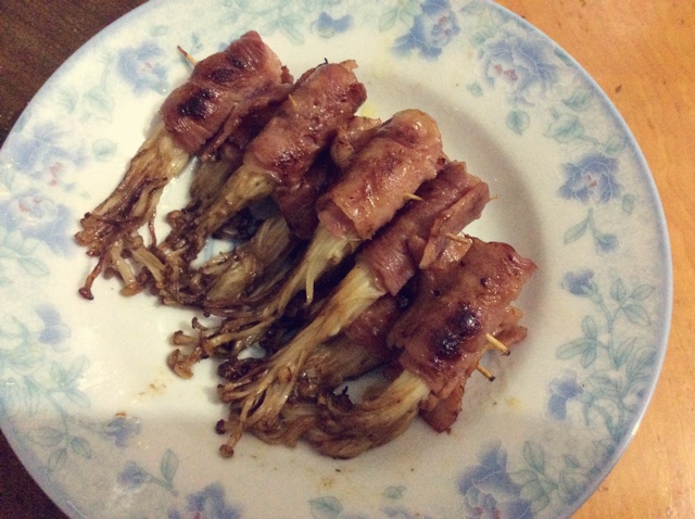 香煎培根金针菇卷