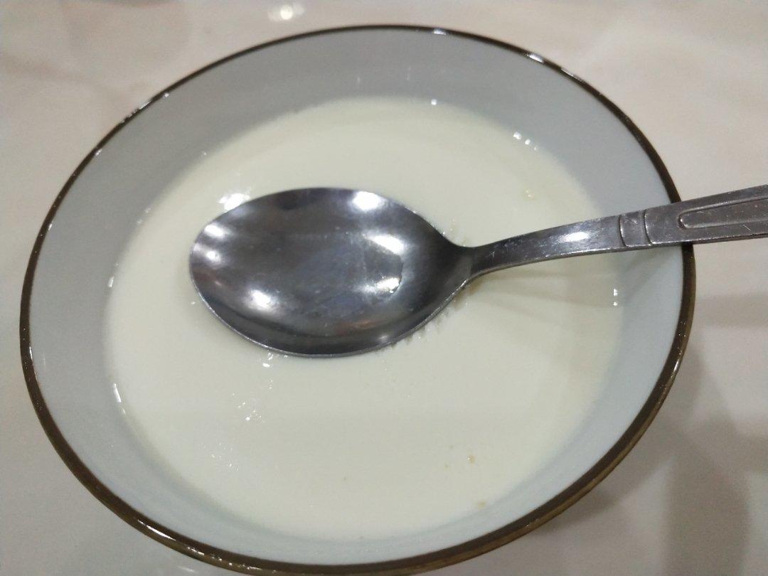 红豆姜汁撞奶