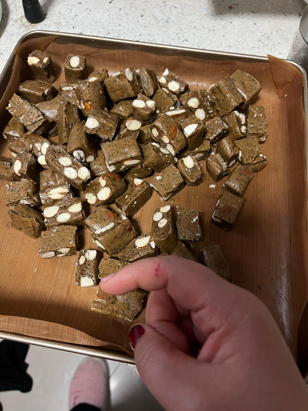 新年零食～咖啡杏仁太妃糖