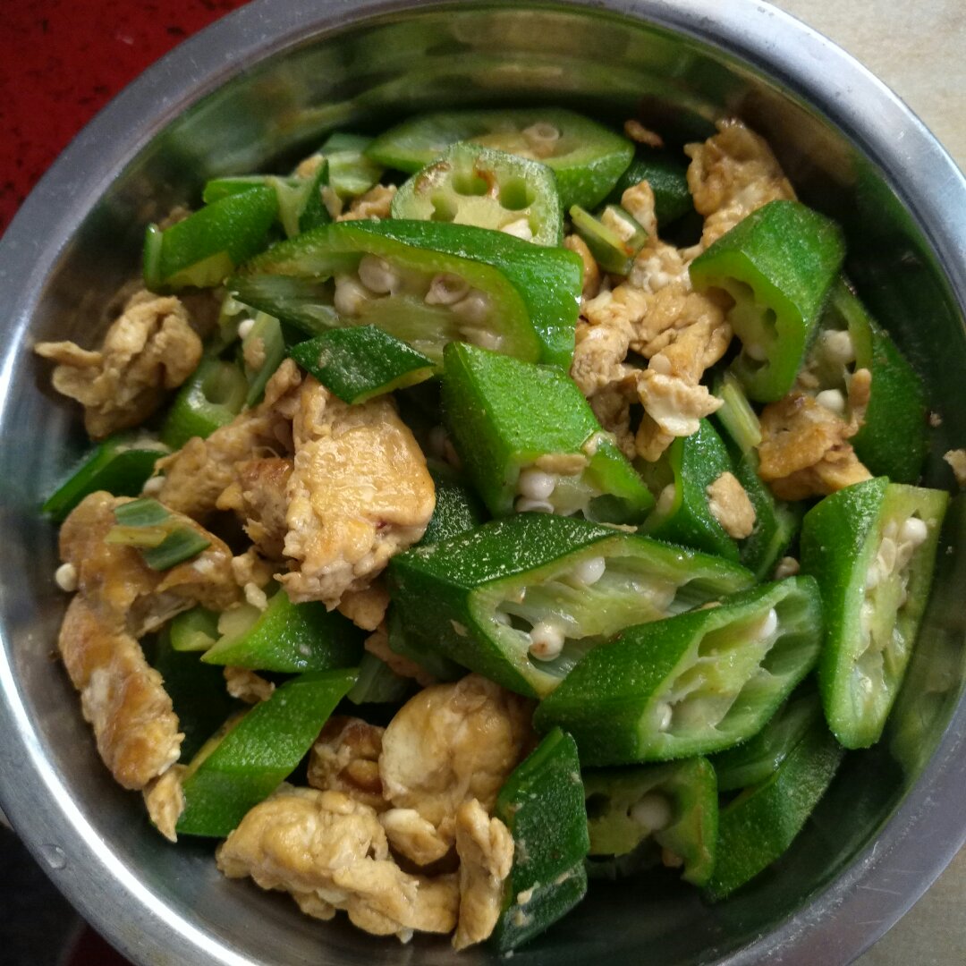 秋葵炒鸡蛋