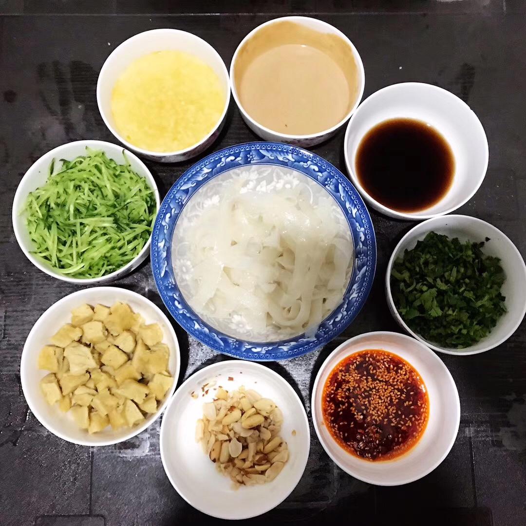 凉皮-家庭自制（告诉你自己做更劲道的秘诀）