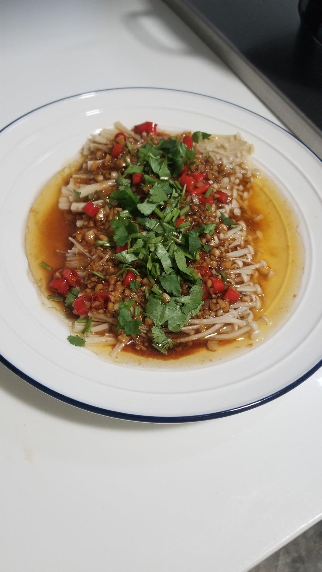 蒜蓉蒸金针菇