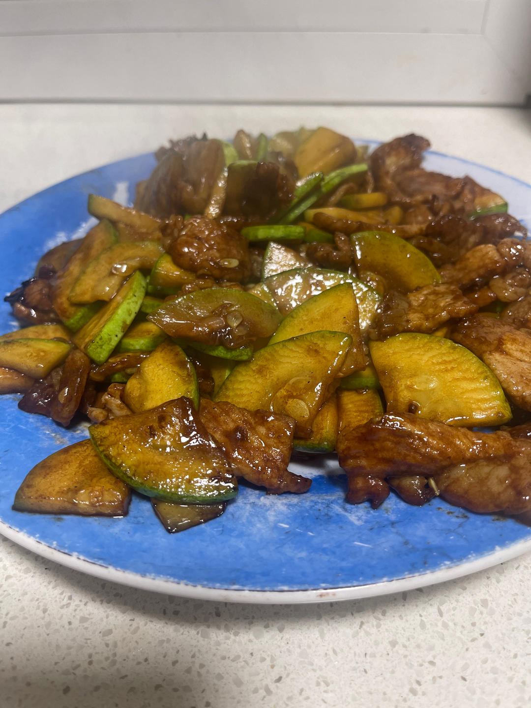 西葫芦炒肉，很适合减脂期的家常菜‼️