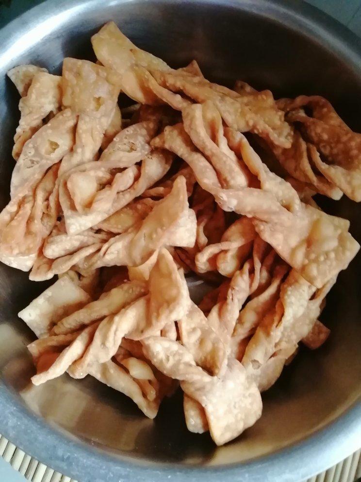 【香酥炸麻叶图片】wangdiaoguoqu_下厨房