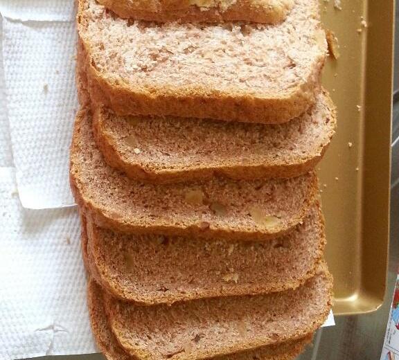 面包机版全麦核桃土司的做法