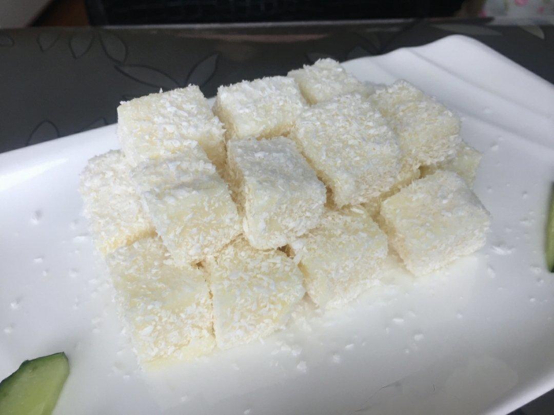 牛奶椰丝小方