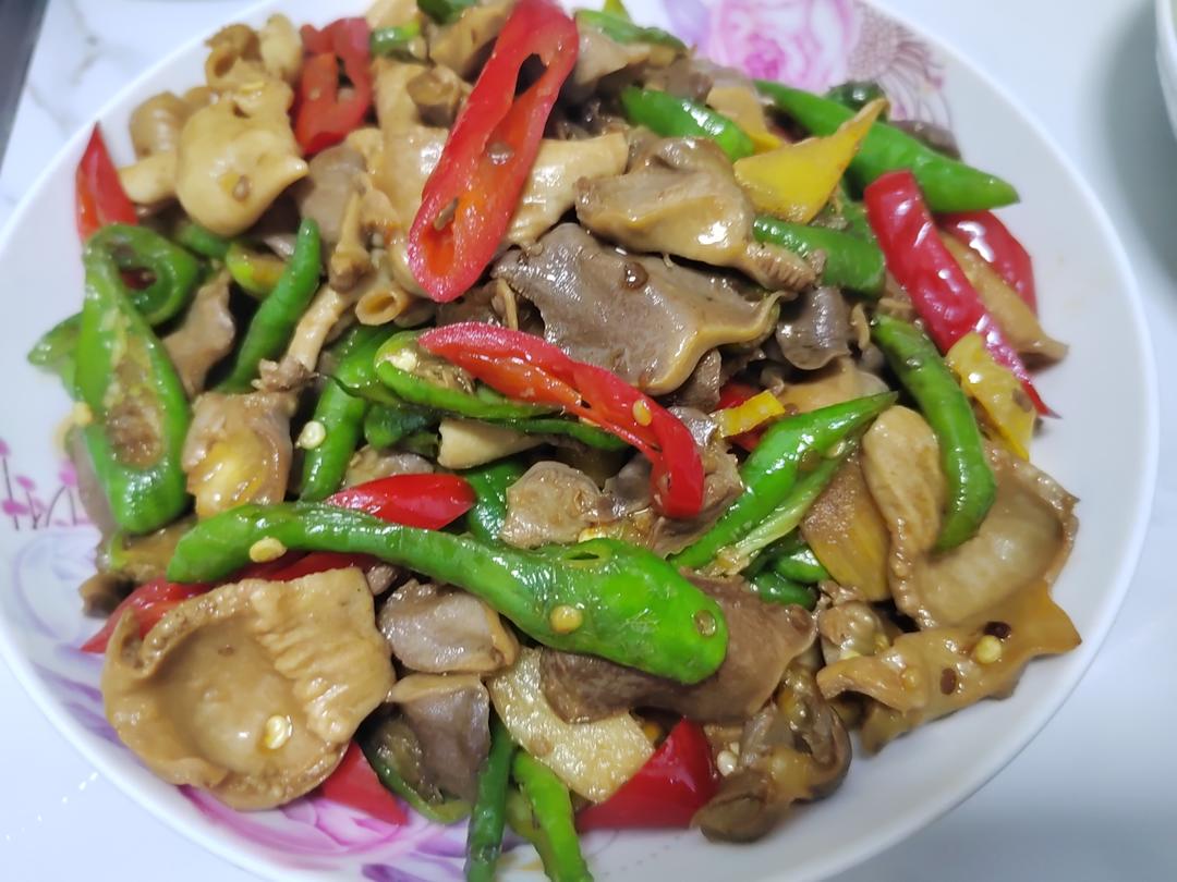 爆炒鸡胗