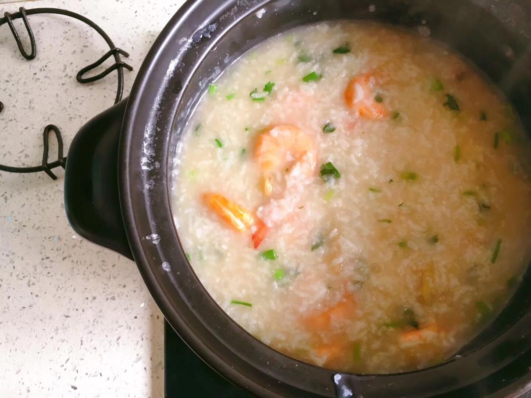 鲜虾砂锅粥