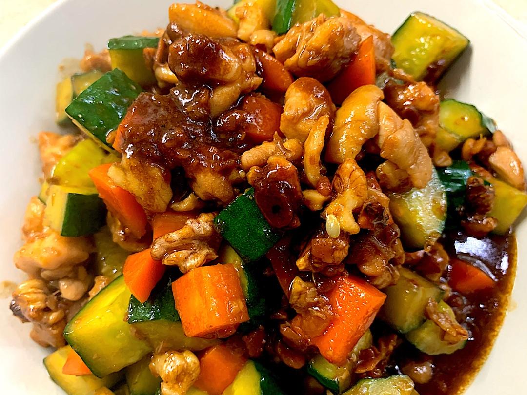 堂妈教你做酱爆桃仁鸡丁