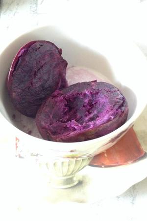 微波炉紫薯（超简版）的做法 步骤2