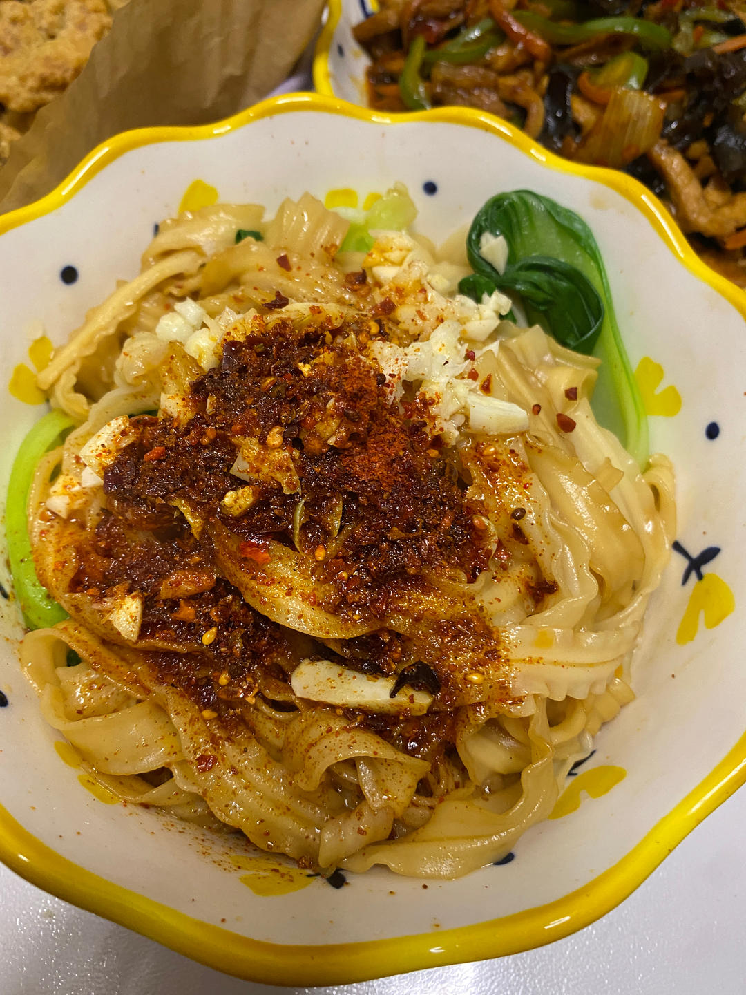 十分钟就能吃上的超简单油泼面