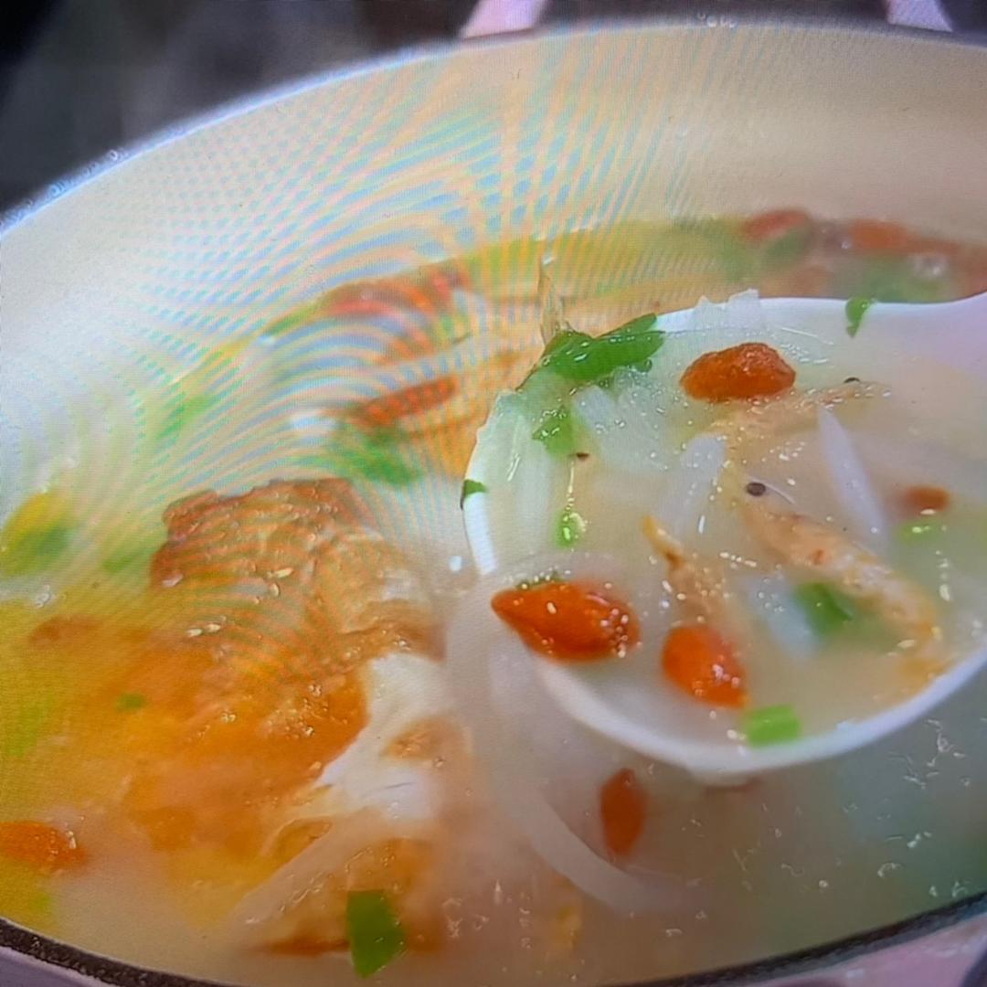 萝卜丝鸡蛋虾皮汤
