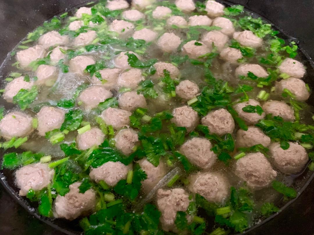 梦想家庭主妇做的夏天不可错过的家常味冬瓜丸子汤