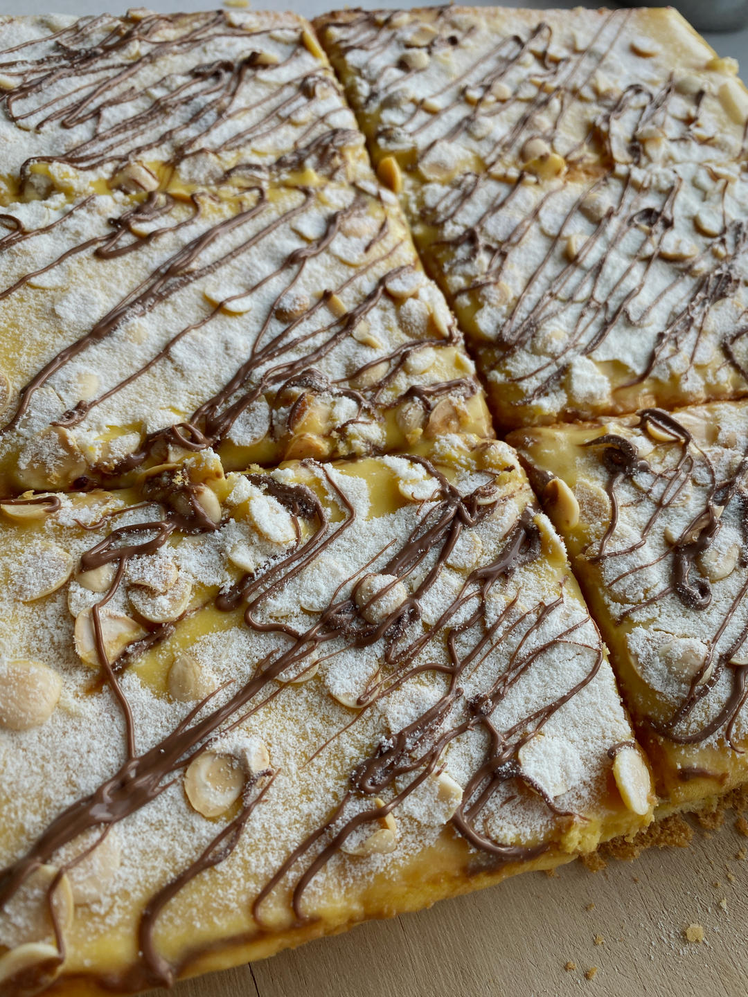 老式咸奶油杏仁蛋糕卷