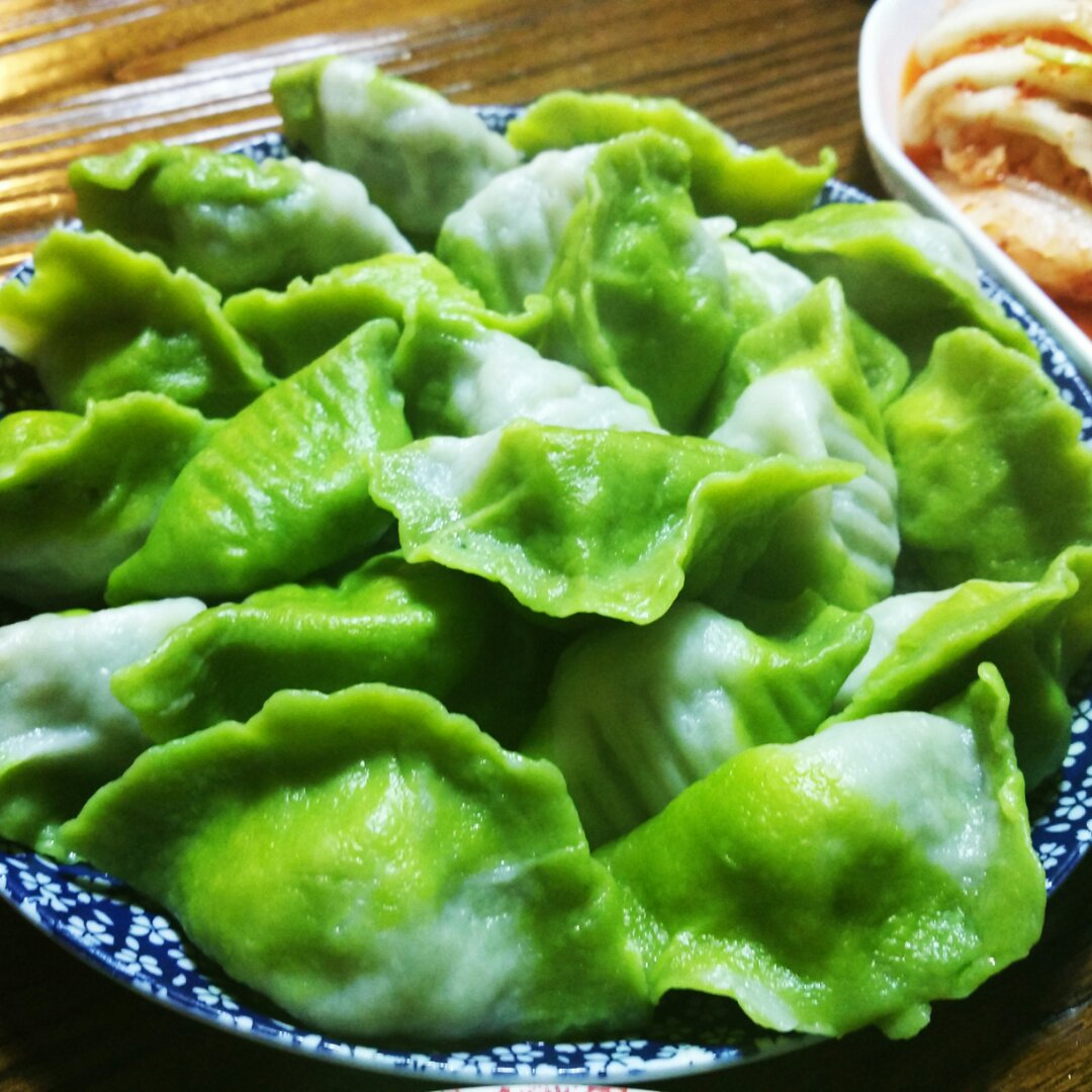 亦妈小厨做的羊肉白菜饺子