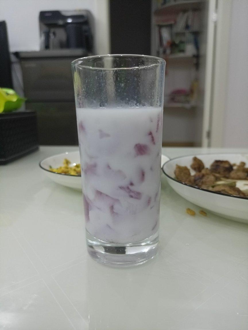 全网超火的葡萄撞奶，做法太简单了