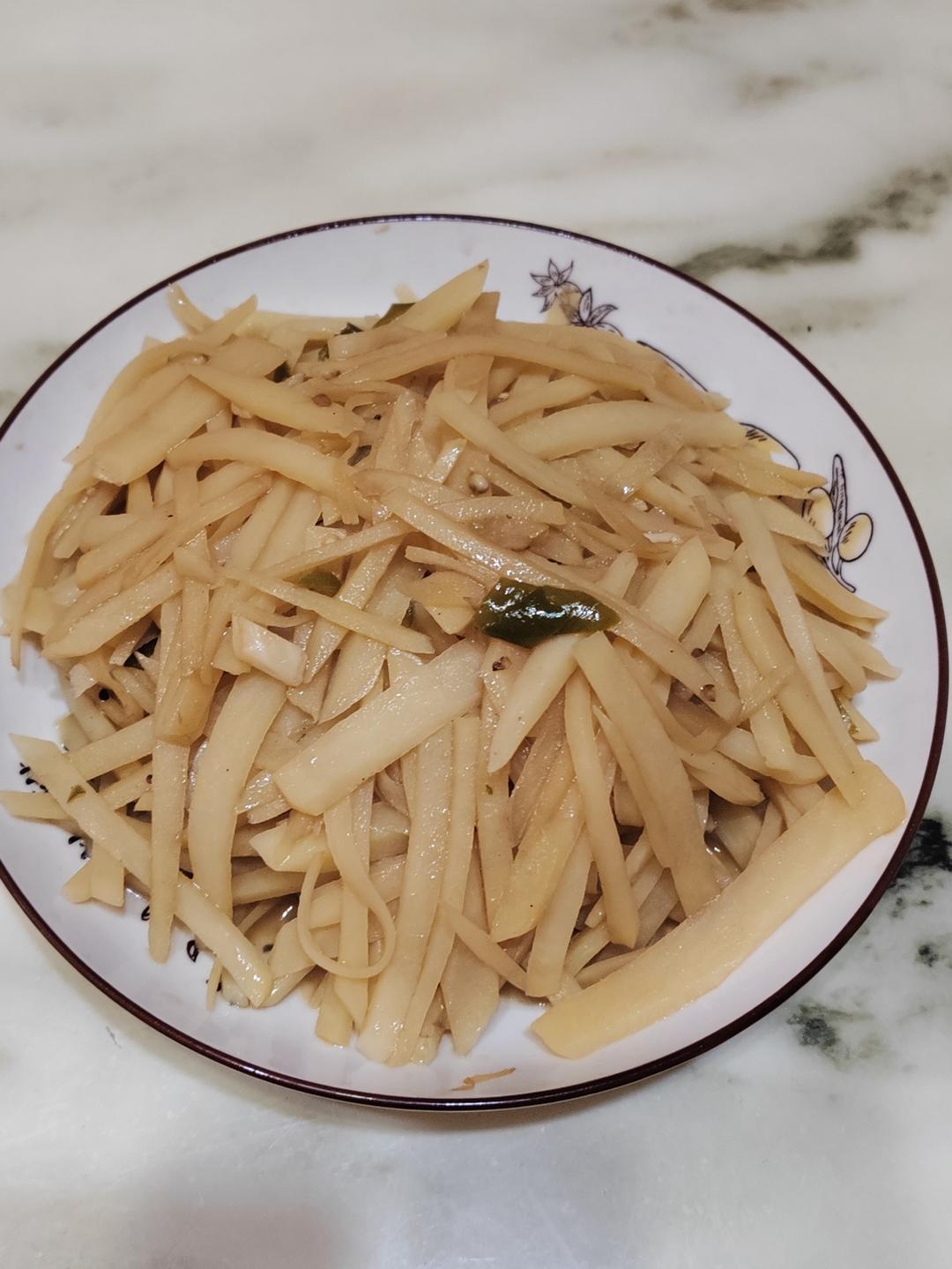 酸辣土豆丝的家常做法 超级下饭