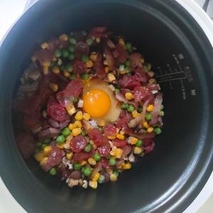 零基础😍窝蛋电饭锅煲仔饭的做法 步骤5