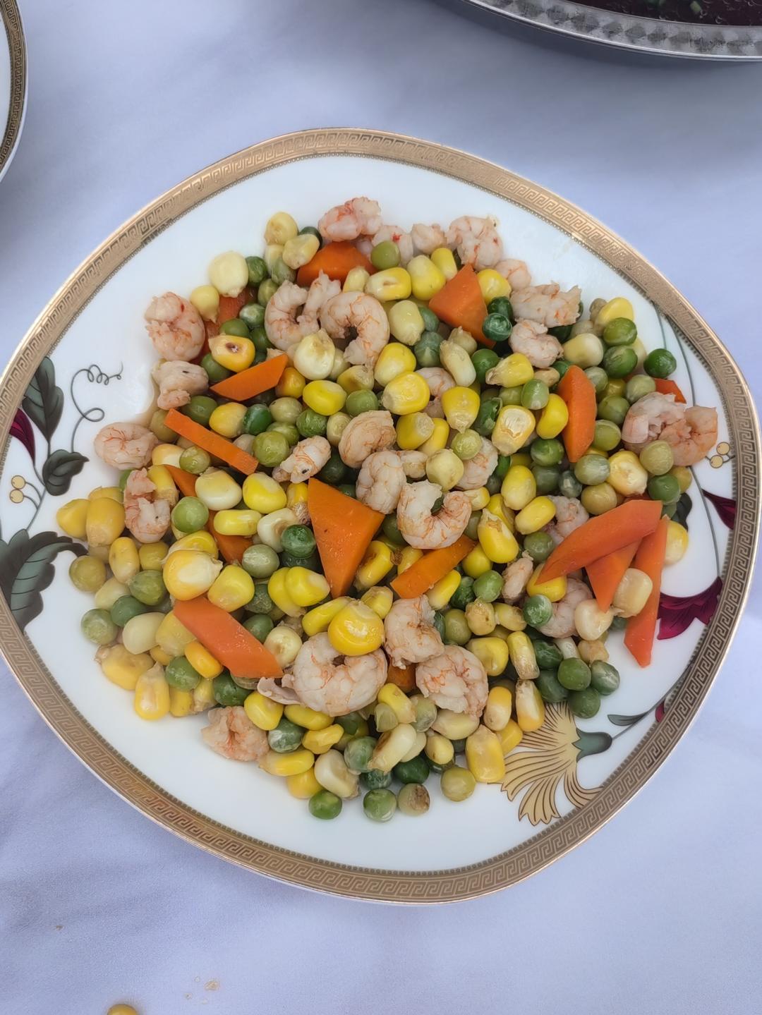 什锦玉米粒虾仁🍤🌽🥕