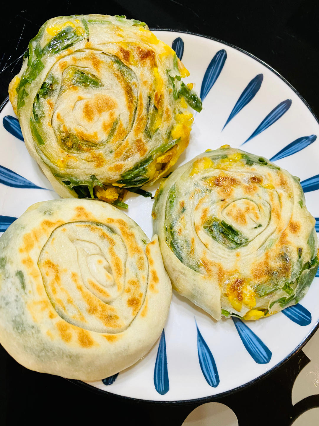 薄皮大馅韭菜鸡蛋饼
