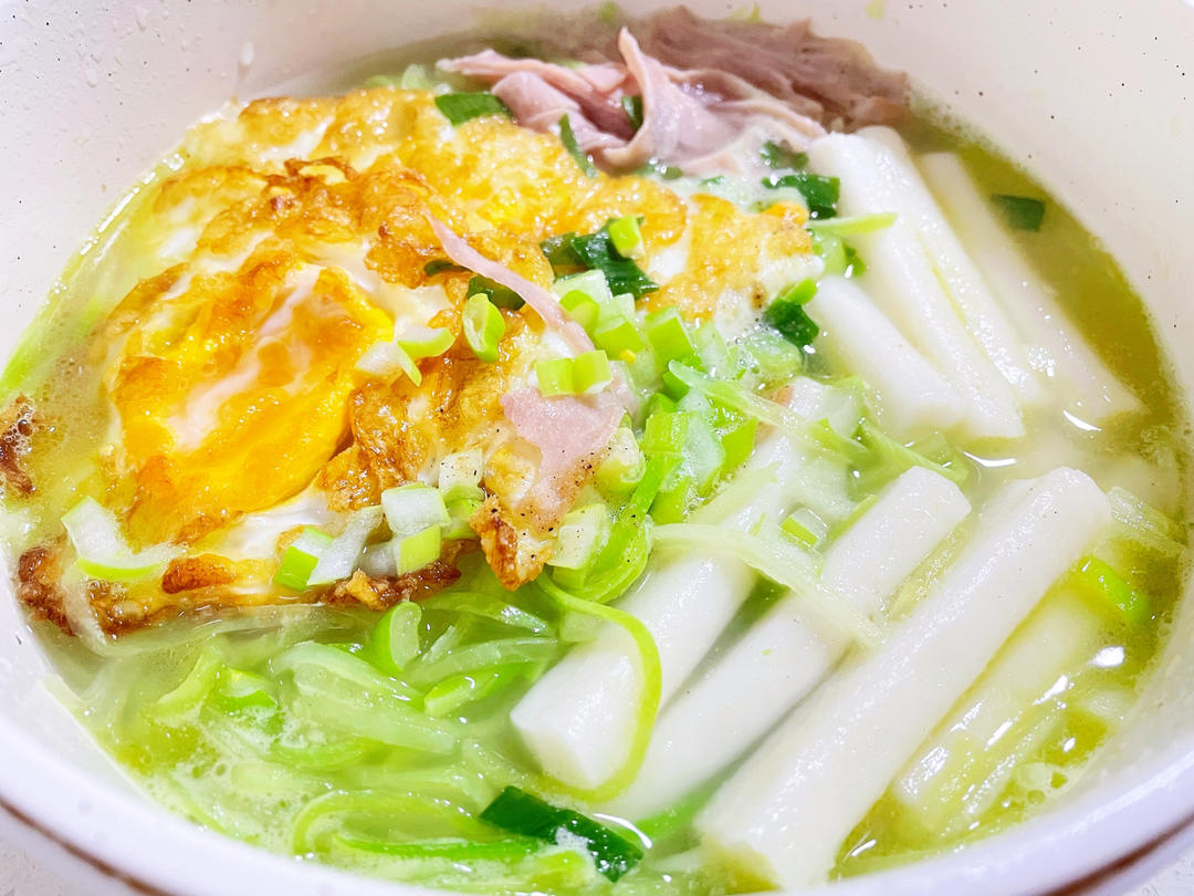 瑞利山和瑞丽安的食堂