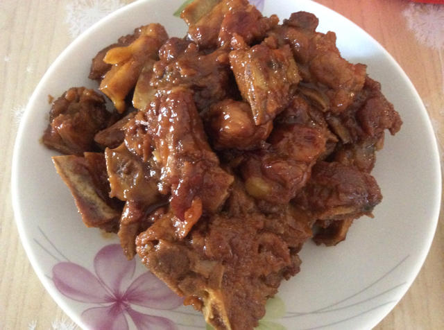 红烧排骨