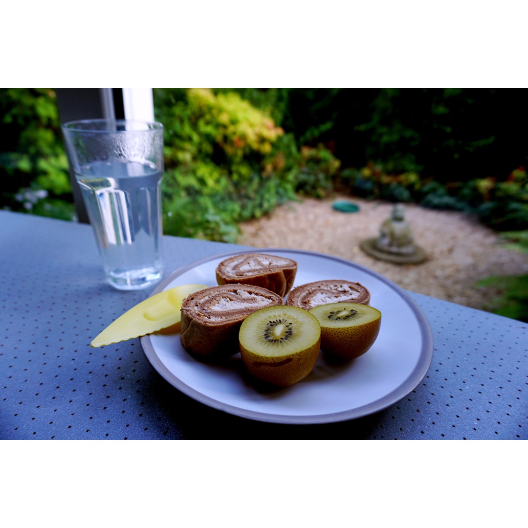 小叶子穿花裤的日常