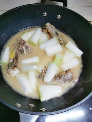 冬瓜鱼头汤（附熟姜葱豉油做法）的做法 步骤6