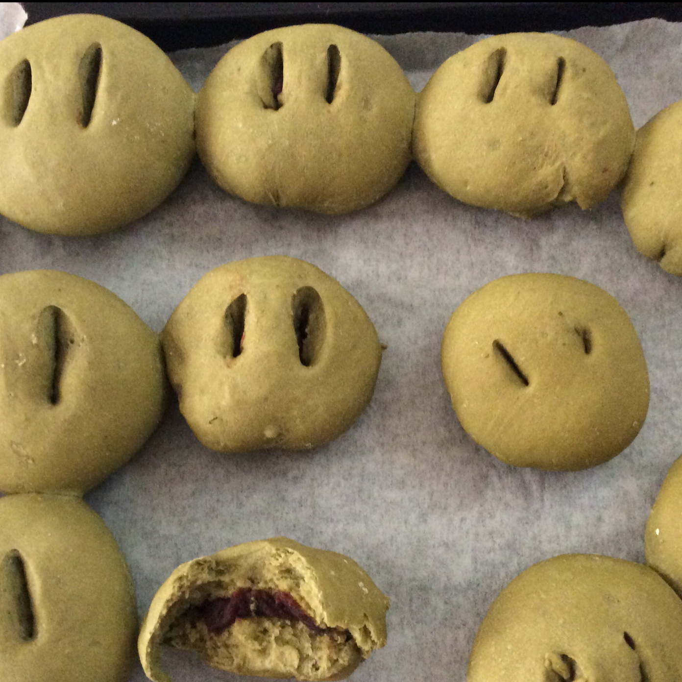 抹茶豆沙小面包（无油脂）