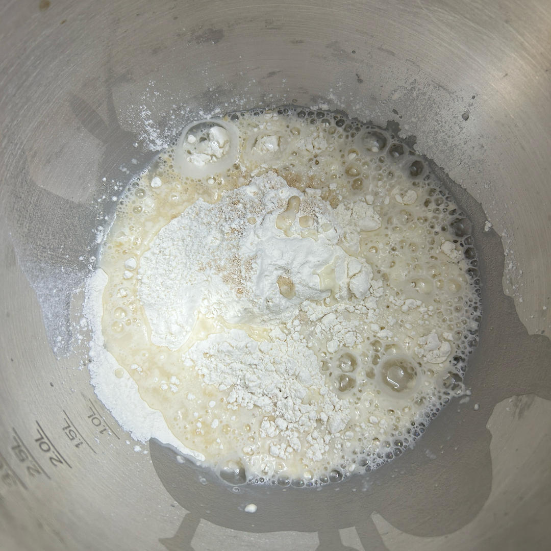 纯奶手撕吐司的做法 步骤1