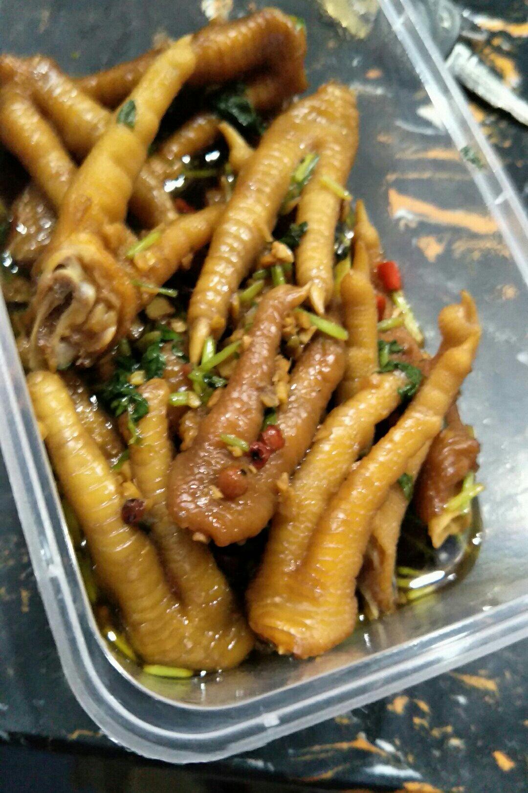 人人都爱的麻辣凉拌鸡爪