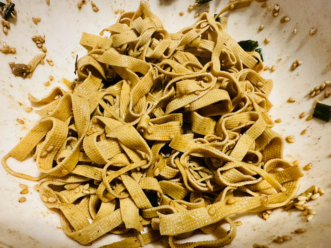 ‼️比辣条还好吃百倍〰️香辣豆皮✅零厨艺