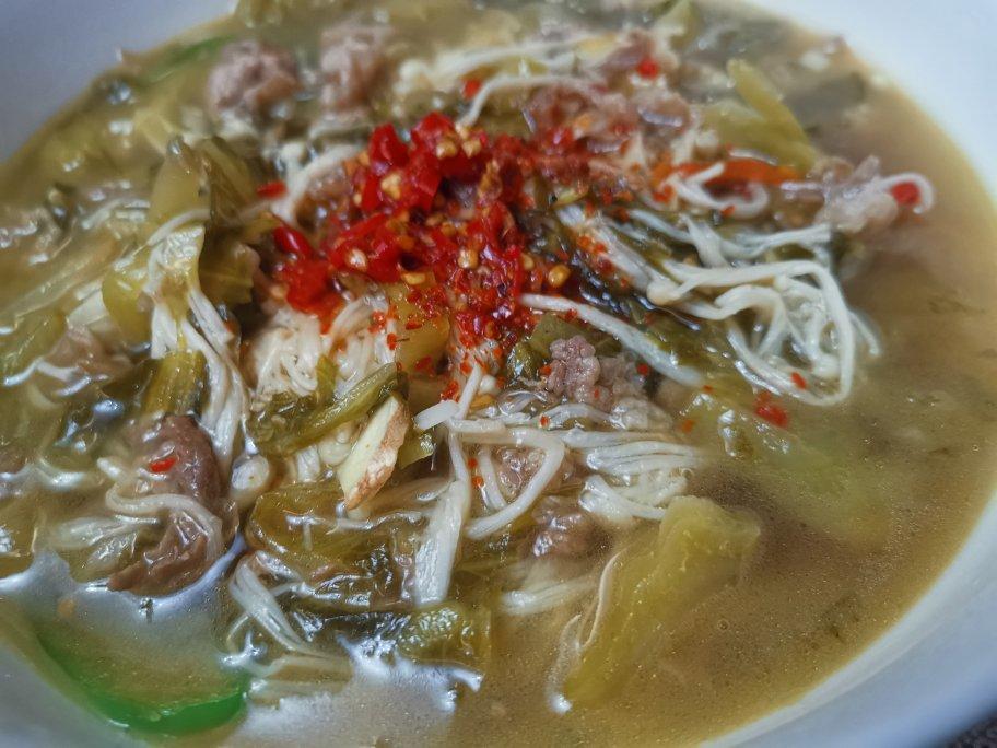 酸辣开胃🌶️酸汤金针肥牛