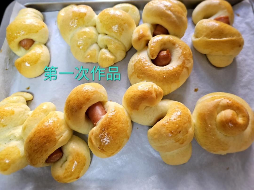 早餐包_好利来肠仔包