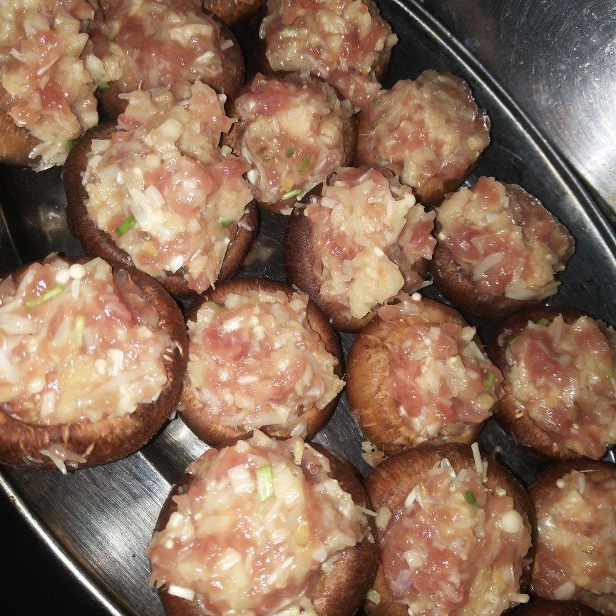 美味的肉酿香菇～～孩子爱吃的下饭菜