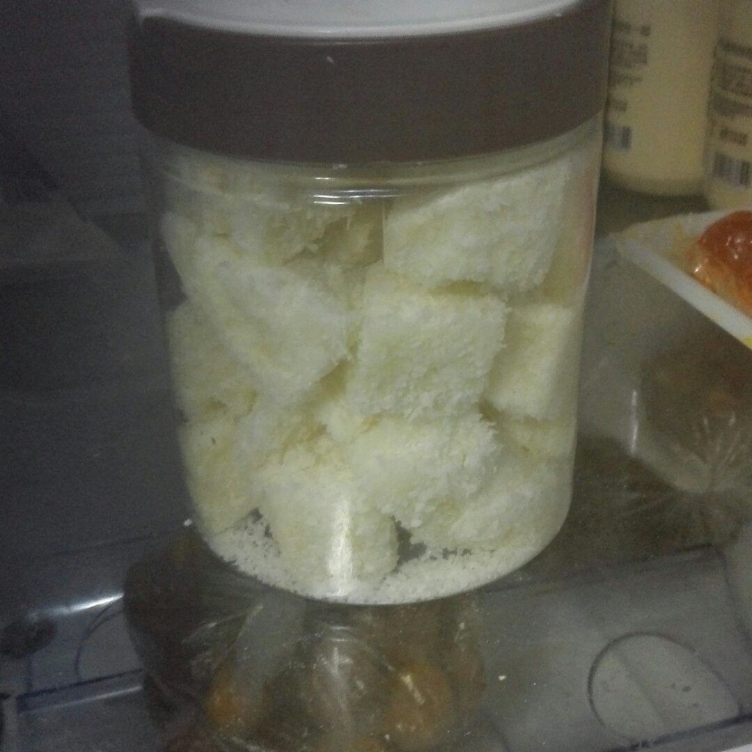 完胜85度C牛奶椰丝小方