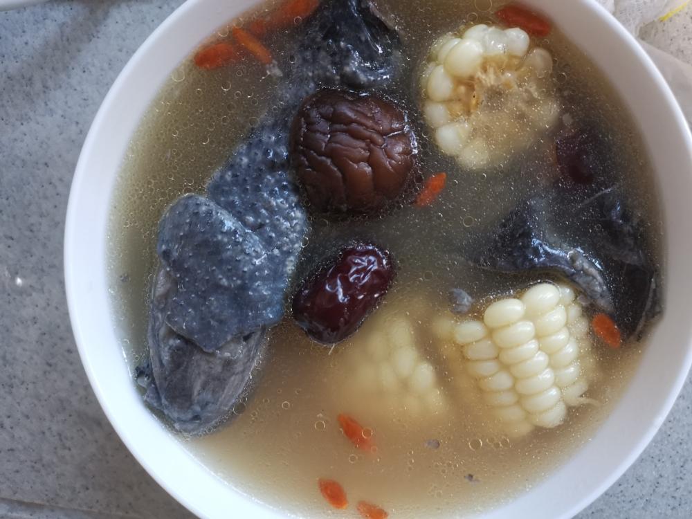 乌骨鸡汤的做法