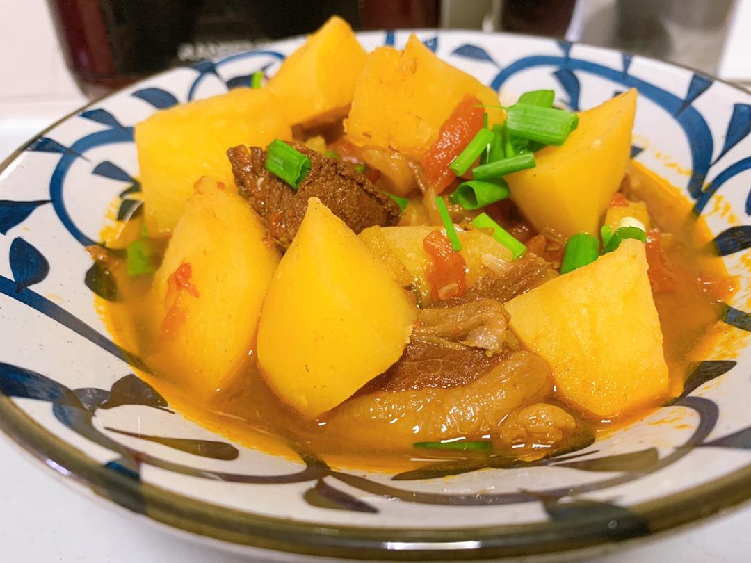 番茄土豆炖牛腩