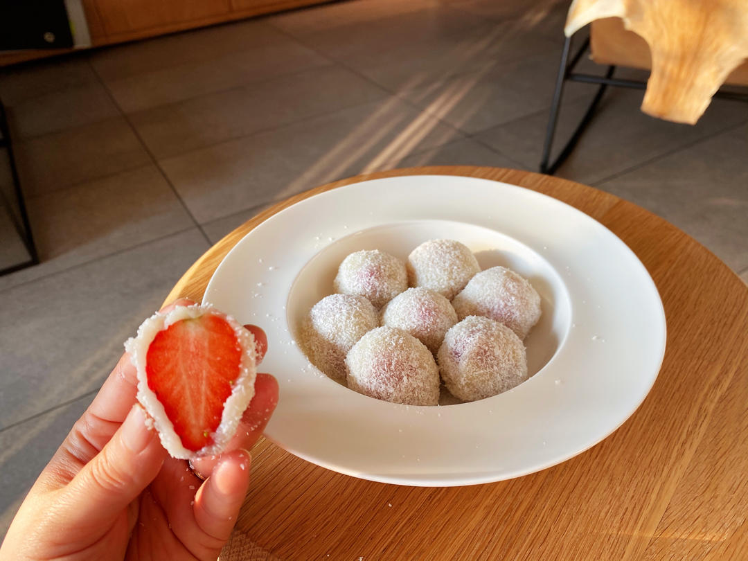 草莓🍓糯米糍