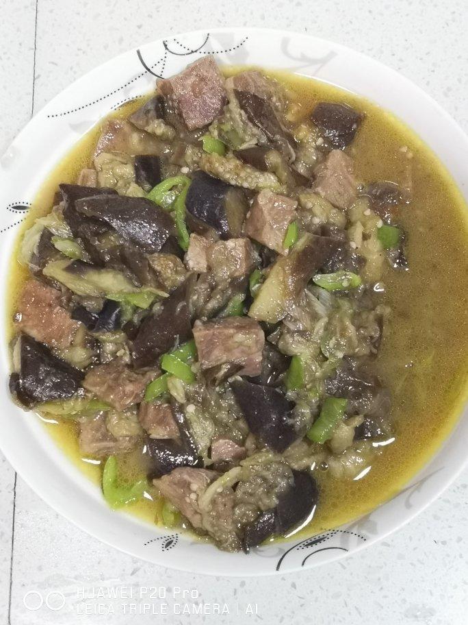 双椒茄子牛肉粒