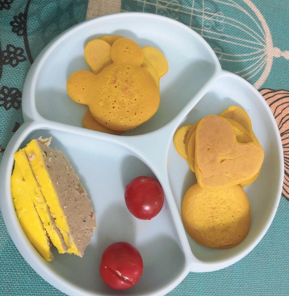 7月+宝宝辅食                                                              南瓜米粉松饼