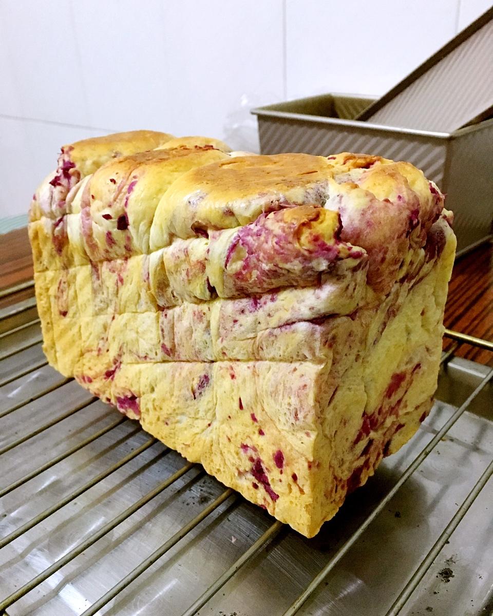 中种大理石纹紫薯吐司