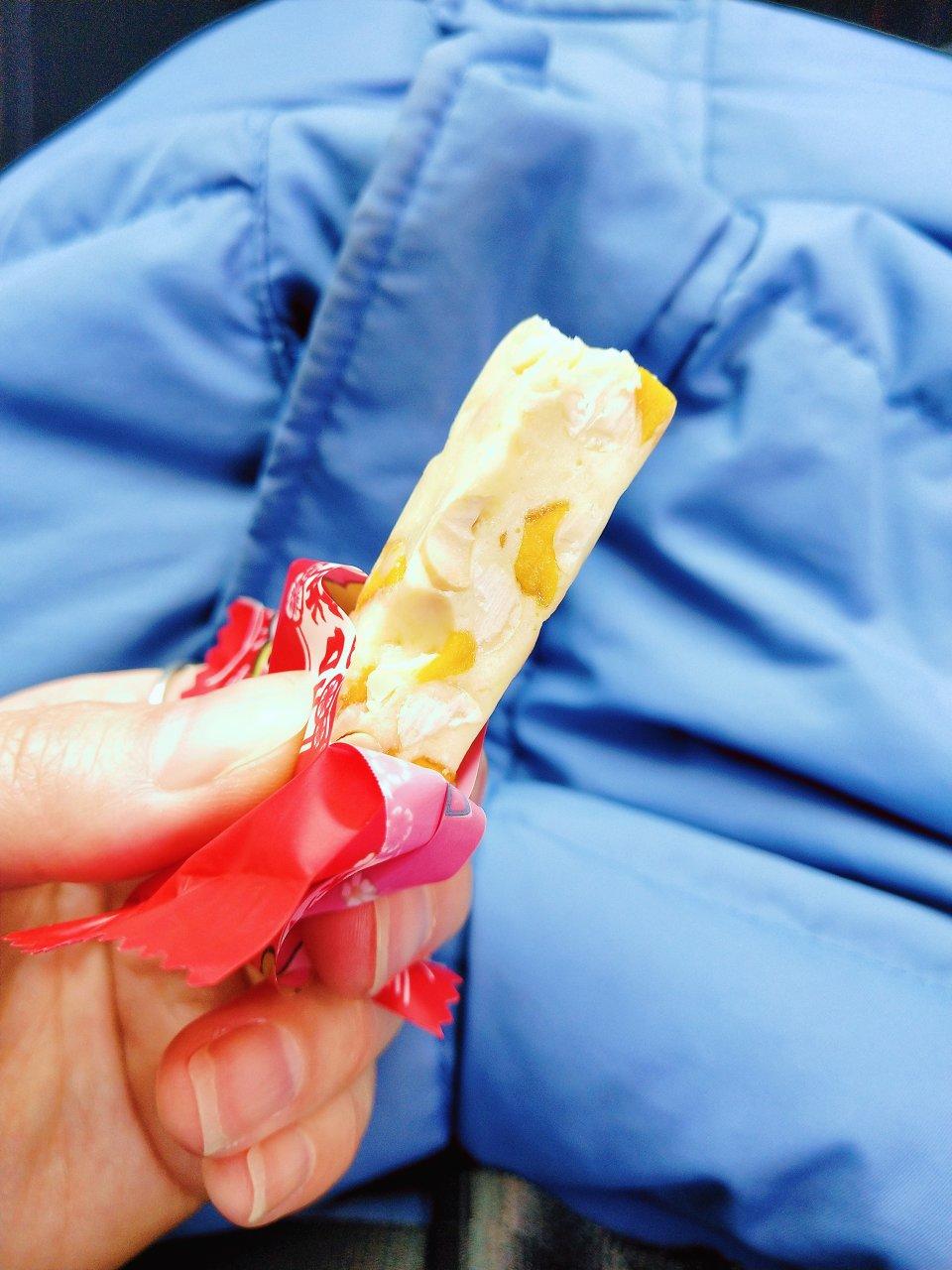 牛轧糖 牛扎糖不甜