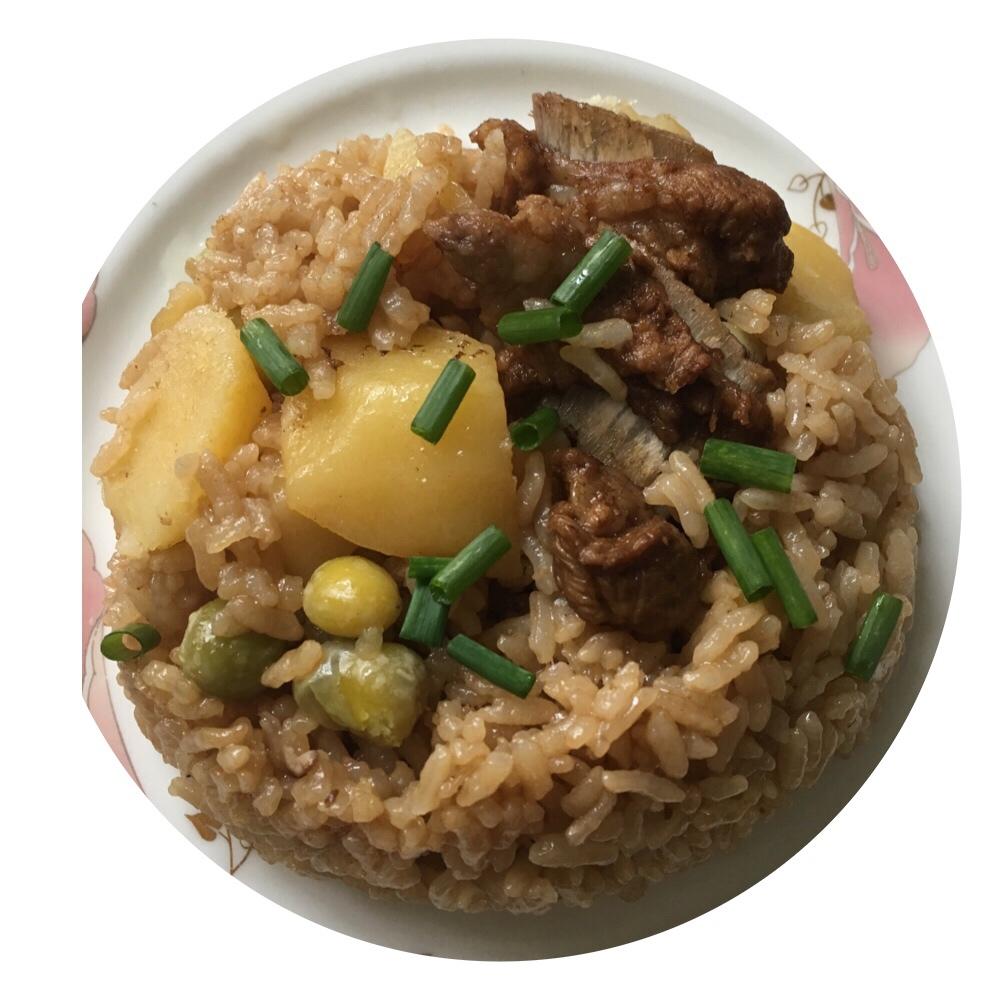 喷香排骨焖饭（爆好吃）