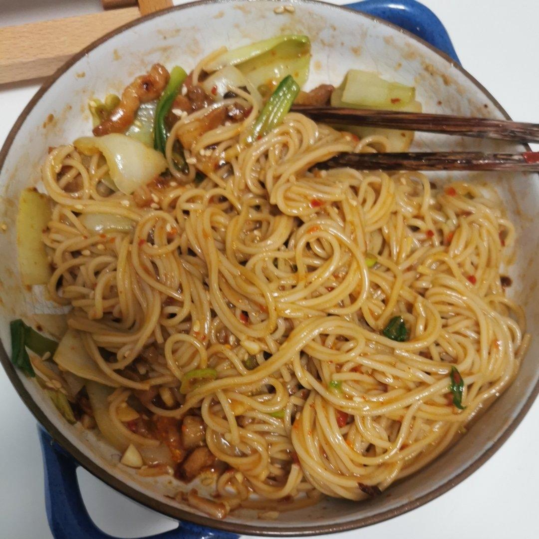 太香了 这个麻酱拌面我可以吃一辈子