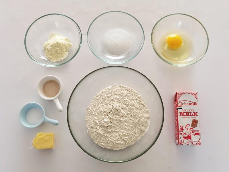 纯奶手撕吐司的做法 步骤1