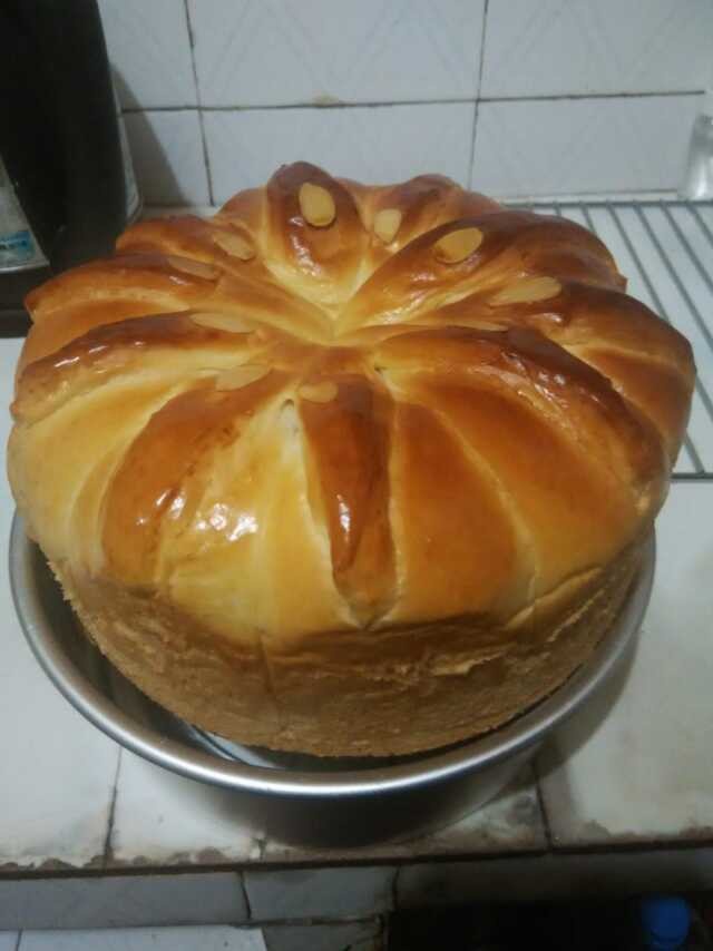 皇冠花朵面包