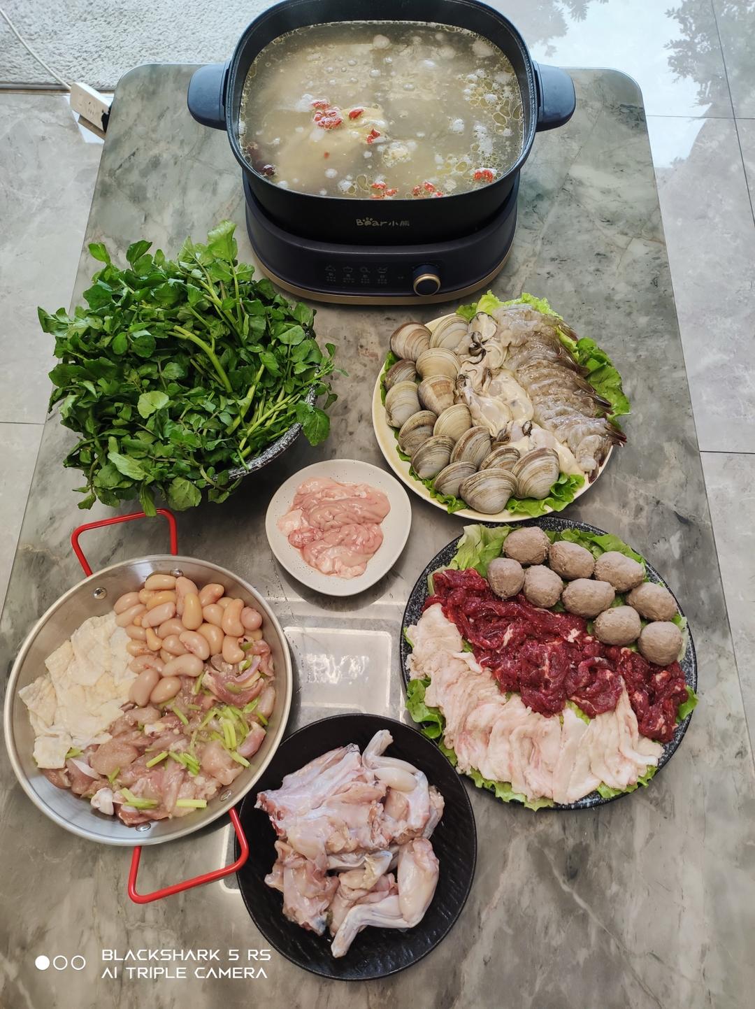 广东降温家庭小火锅