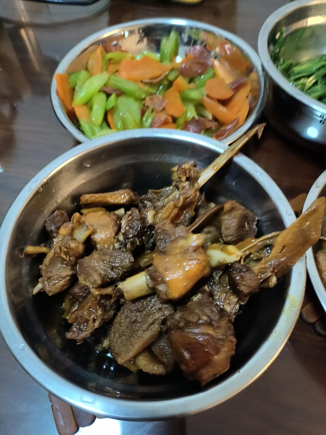 话梅酱焖鸭腿