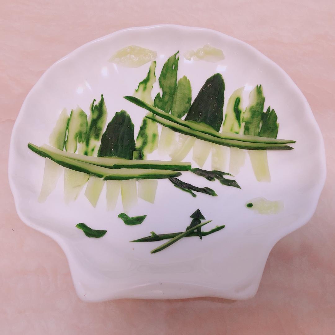 生活小点滴做的黄瓜山水拼盘